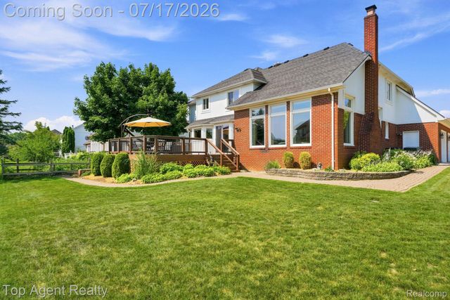 42316 Locklin Drive, Sterling Heights, MI 48314