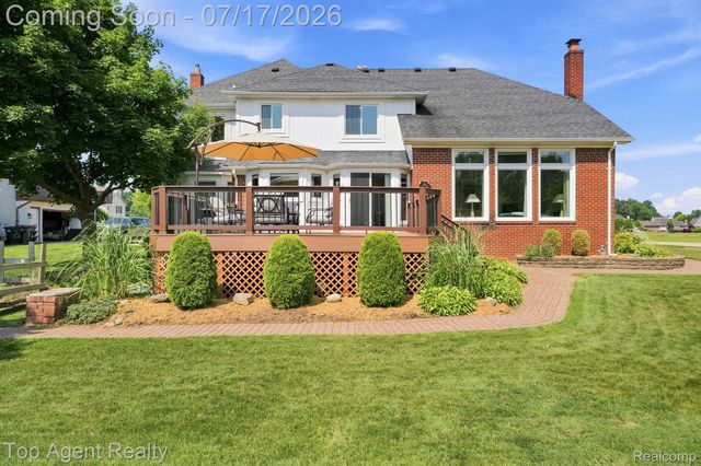 42316 Locklin Drive, Sterling Heights, MI 48314