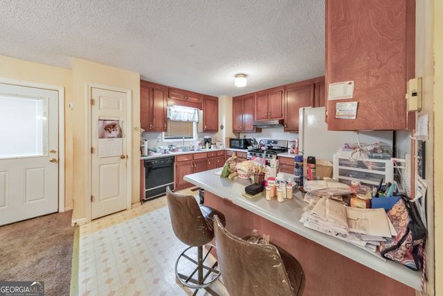 4021 Oak Stone Drive, Douglasville, GA 30135