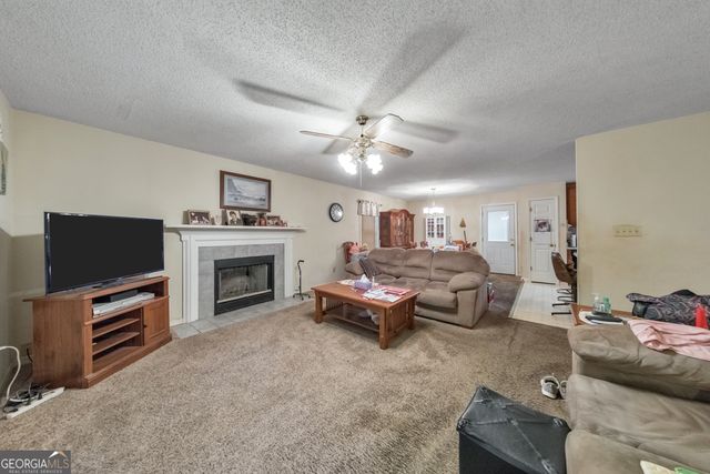 4021 Oak Stone Drive, Douglasville, GA 30135