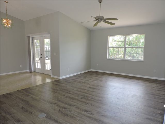 671 Concha Drive, Sebastian, FL 32958