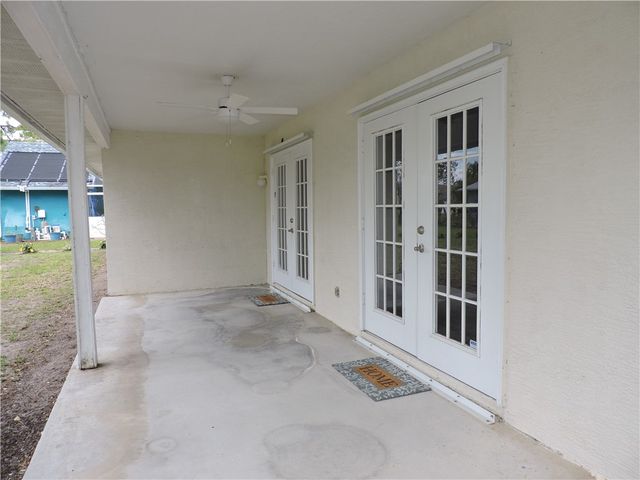671 Concha Drive, Sebastian, FL 32958