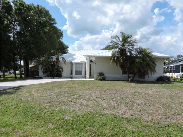 671 Concha Drive, Sebastian, FL 32958