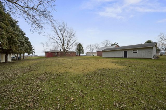 756 S 375 W, Hebron, IN 46341