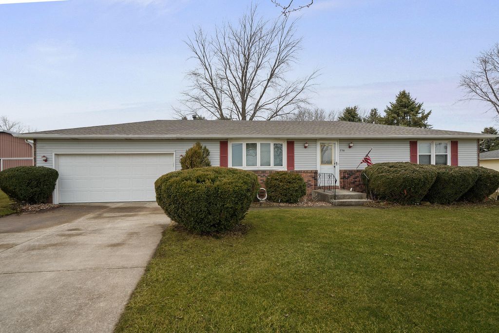 756 S 375 W, Hebron, IN 46341