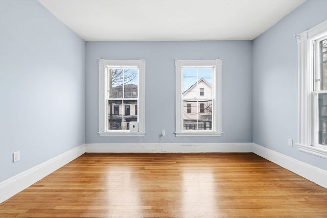 48 Springfield St, Somerville, MA 02143