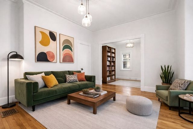 48 Springfield St, Somerville, MA 02143