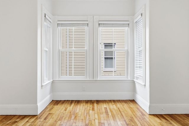 48 Springfield St, Somerville, MA 02143