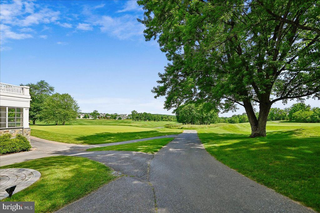 Image 37 of property listing at 11125 CHAMBERS CT #D, Woodstock, MD 21163