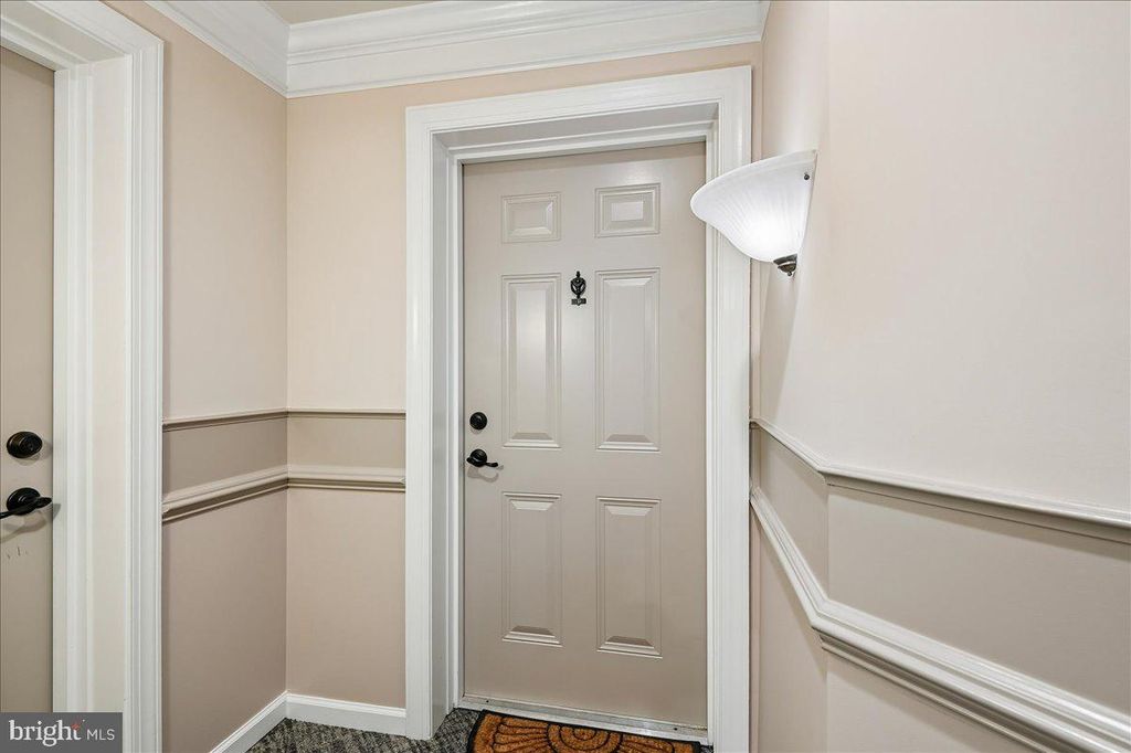 Image 5 of property listing at 11125 CHAMBERS CT #D, Woodstock, MD 21163