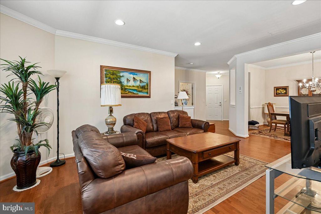 Image 9 of property listing at 11125 CHAMBERS CT #D, Woodstock, MD 21163