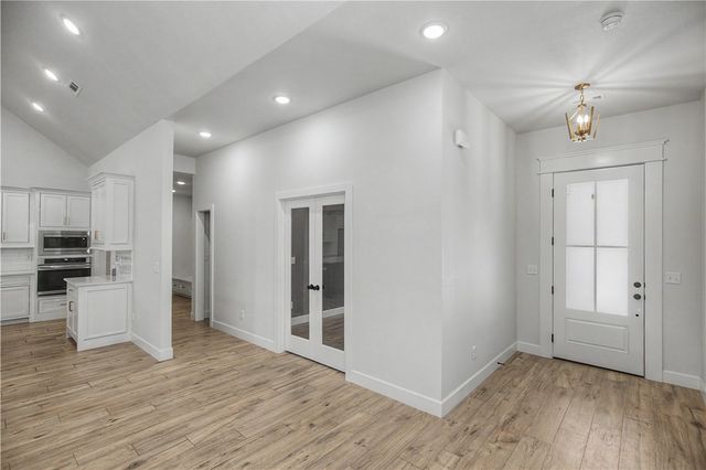 1701 Cherrie Street, Bentonville, AR 72713