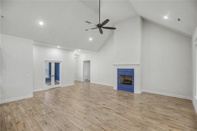 1701 Cherrie Street, Bentonville, AR 72713