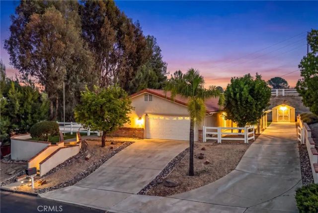 31100 Avenida Buena Suerte, Temecula, CA 92591