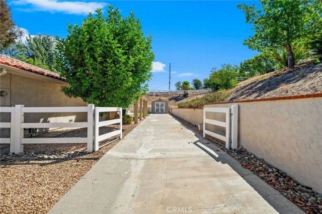 31100 Avenida Buena Suerte, Temecula, CA 92591