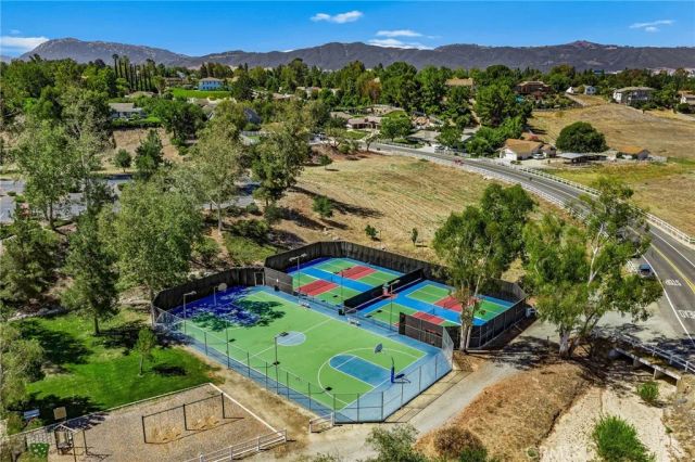 31100 Avenida Buena Suerte, Temecula, CA 92591