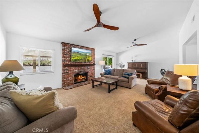 31100 Avenida Buena Suerte, Temecula, CA 92591