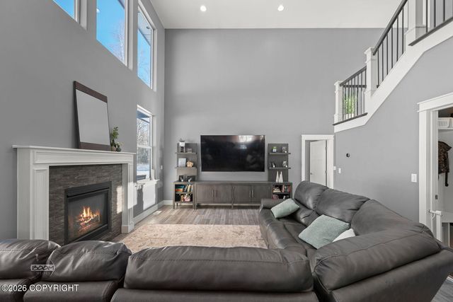 6425 E Brainard Circle, Wasilla, AK 99654