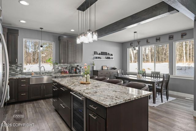 6425 E Brainard Circle, Wasilla, AK 99654