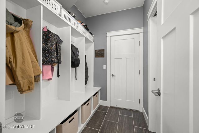 6425 E Brainard Circle, Wasilla, AK 99654