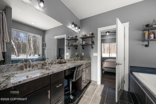 6425 E Brainard Circle, Wasilla, AK 99654