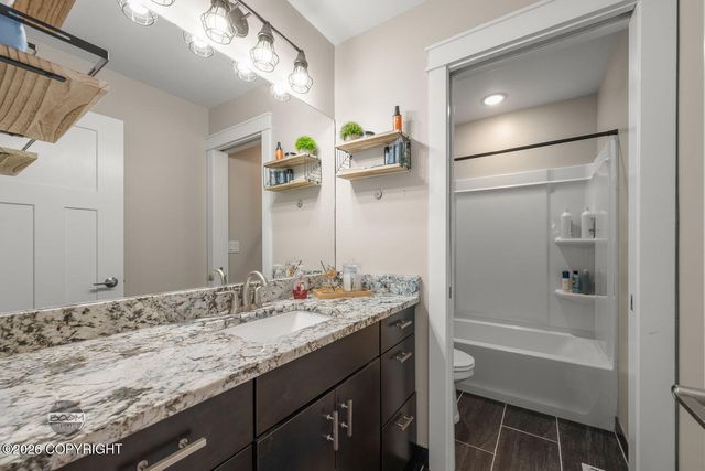 6425 E Brainard Circle, Wasilla, AK 99654