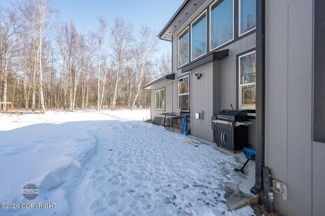 6425 E Brainard Circle, Wasilla, AK 99654