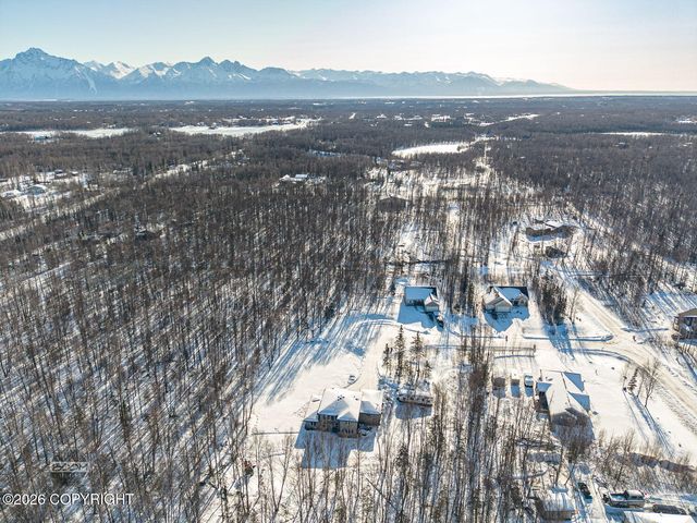 6425 E Brainard Circle, Wasilla, AK 99654
