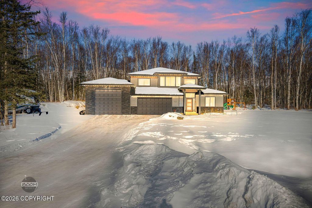 6425 E Brainard Circle, Wasilla, AK 99654