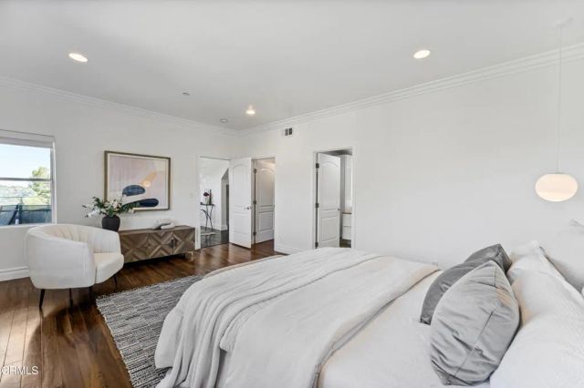 453 Frontenac Avenue, Los Angeles, CA 90065