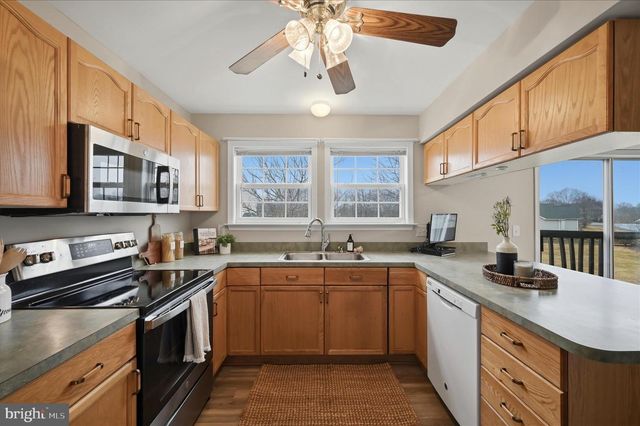 14 GENERAL PRYOR CT, Harpers Ferry, WV 25425