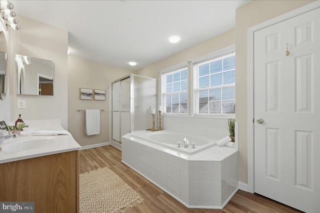 14 GENERAL PRYOR CT, Harpers Ferry, WV 25425