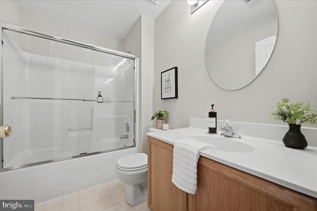 14 GENERAL PRYOR CT, Harpers Ferry, WV 25425