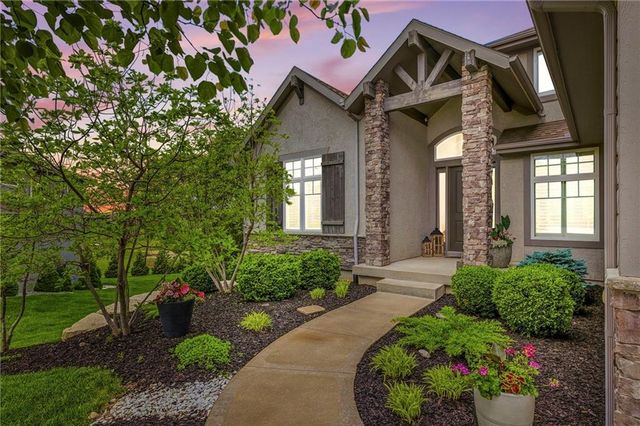 8106 Millridge Street, Lenexa, KS 66220