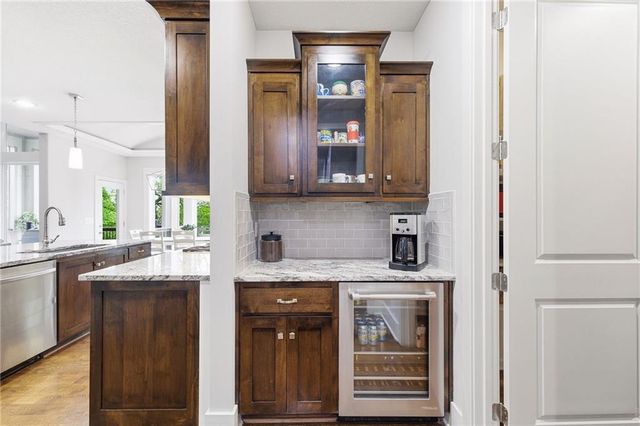 8106 Millridge Street, Lenexa, KS 66220