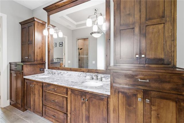 8106 Millridge Street, Lenexa, KS 66220