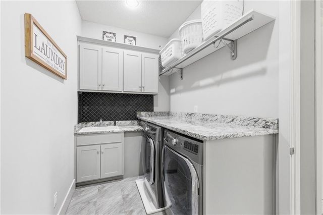 8106 Millridge Street, Lenexa, KS 66220