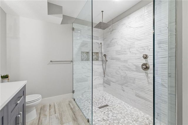 8106 Millridge Street, Lenexa, KS 66220