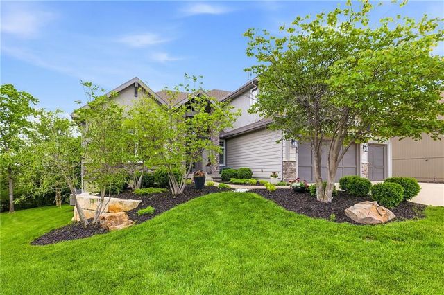 8106 Millridge Street, Lenexa, KS 66220