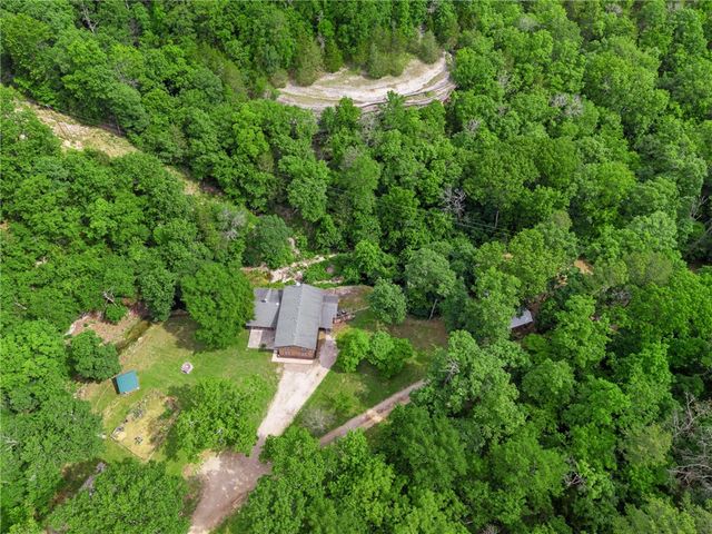 148 County Road 155, Eureka Springs, AR 72632