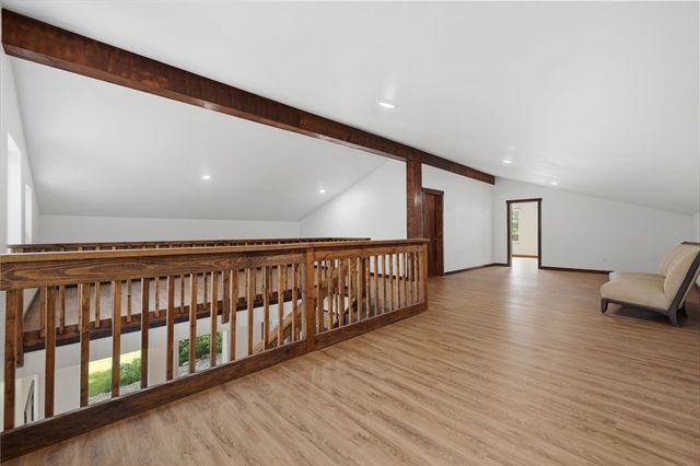 148 County Road 155, Eureka Springs, AR 72632