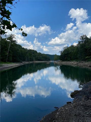 148 County Road 155, Eureka Springs, AR 72632