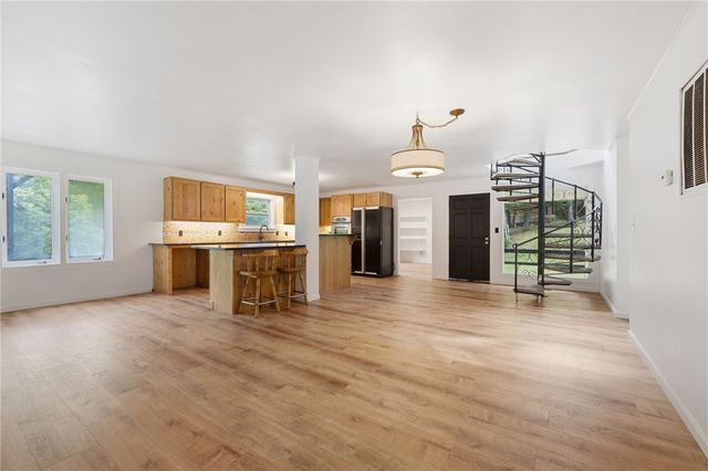 148 County Road 155, Eureka Springs, AR 72632