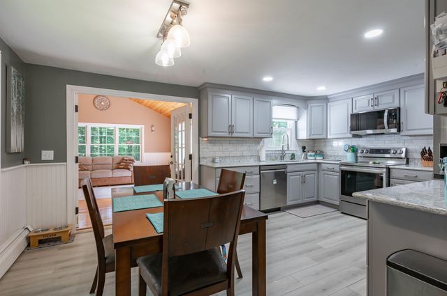 223 Baboosic Lake Road, Merrimack, NH 03054