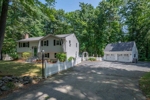 223 Baboosic Lake Road, Merrimack, NH 03054