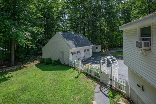 223 Baboosic Lake Road, Merrimack, NH 03054