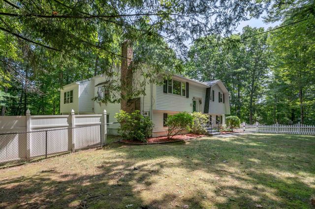 223 Baboosic Lake Road, Merrimack, NH 03054
