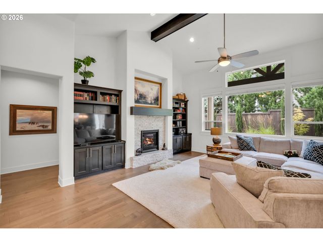 2213 Nw SIERRA Way, Camas, WA 98607