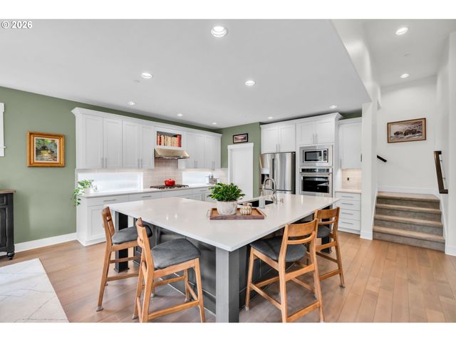 2213 Nw SIERRA Way, Camas, WA 98607
