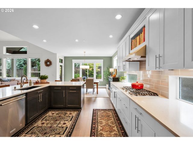 2213 Nw SIERRA Way, Camas, WA 98607